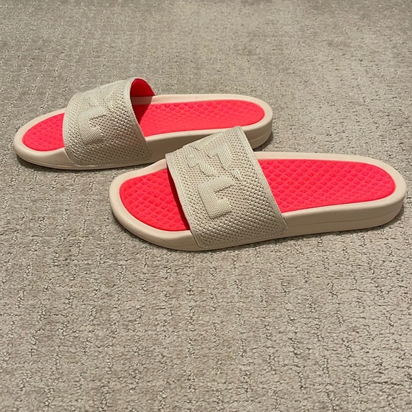 APL Techloom Slides Size 10. Magenta/Beach. New. Without box. - Picture 5 of 7